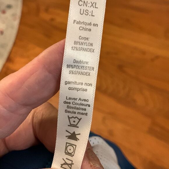 Sports bra large color blue green NWOT - Picture 7 of 8